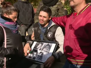 Dos desahucios en Madrid después de que el Gobierno anuncie un cambio en el protocolo de actuación Dos desahucios en Madrid después de que el Gobierno anuncie un cambio en el protocolo de actuación