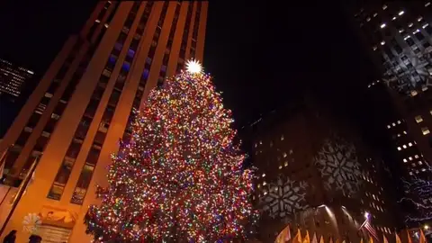 Nueva York enciende las luces del árbol del Centro Rockefeller Nueva York enciende las luces del árbol del Centro Rockefeller