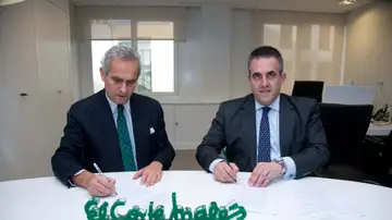 Rodrigo Cipriani, de Alibaba Group, y Victor del Pozo, de El Corte Inglés Rodrigo Cipriani, de Alibaba Group, y Victor del Pozo, de El Corte Inglés