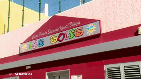 Declaran ante la jueza los padres de unos de los niños presuntamente maltratados en una guardería de Gran Canaria Declaran ante la jueza los padres de unos de los niños presuntamente maltratados en una guardería de Gran Canaria