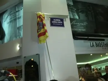 Camilo Sesto inaugura una avenida con su nombre en Alcoy Camilo Sesto inaugura una avenida con su nombre en Alcoy