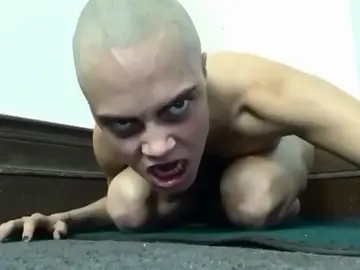 Cara Delevingne imitando a Gollum Cara Delevingne imitando a Gollum