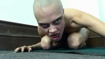 Cara Delevingne imitando a Gollum