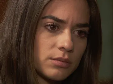 Isaac empieza a desconfiar de Elsa: "Antolina te acusa de fingir tu enfermedad" Isaac empieza a desconfiar de Elsa: "Antolina te acusa de fingir tu enfermedad"