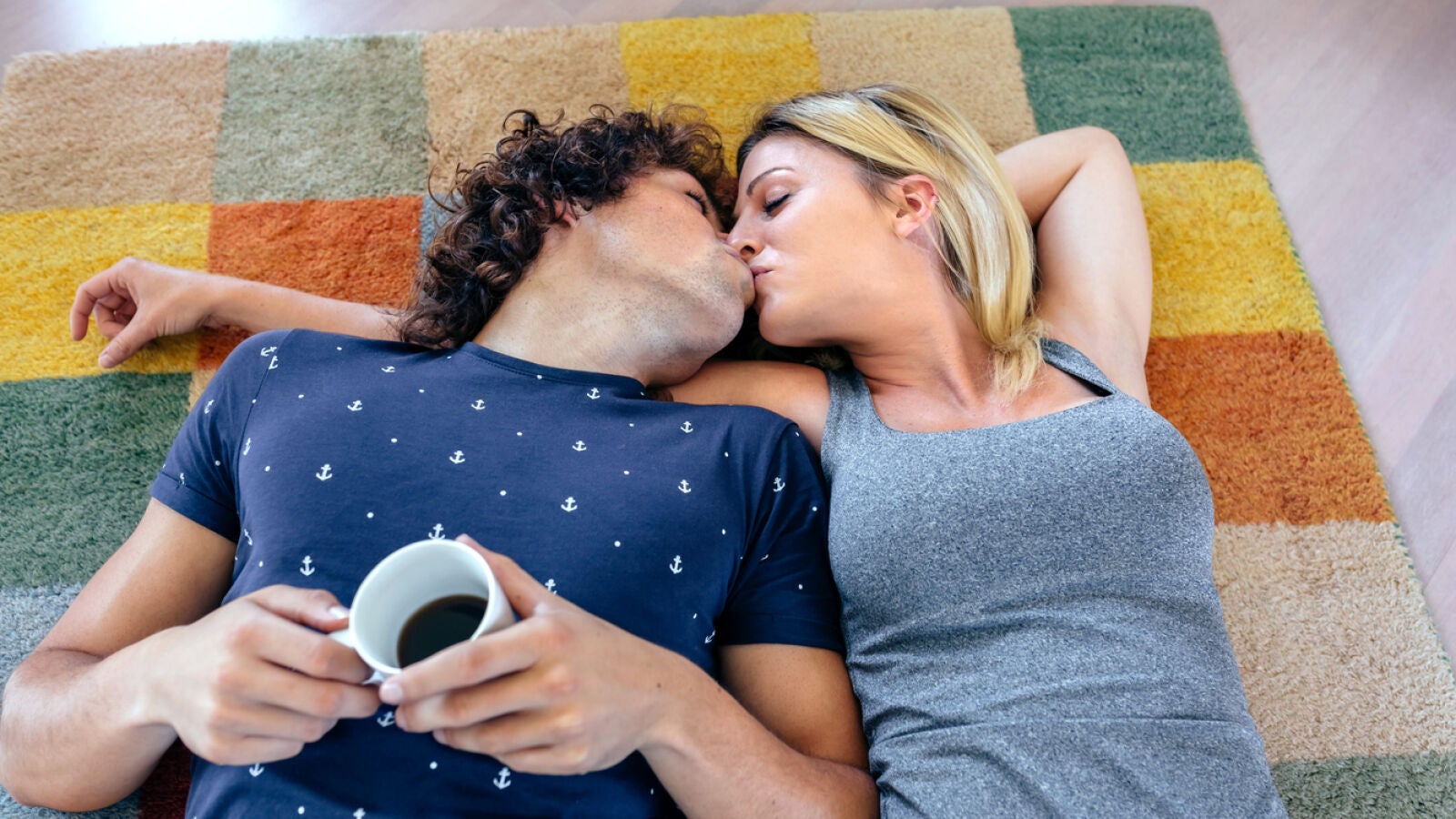 ¿Tienes una relación estable? Estas son las 6 reglas de oro de los sexólogos 