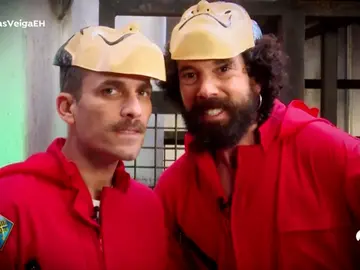 Dani Mateo, 'La Casa de Papel' y 'Los Lobos' se cuelan en 'El Hormiguero 3.0' Dani Mateo, 'La Casa de Papel' y 'Los Lobos' se cuelan en 'El Hormiguero 3.0'