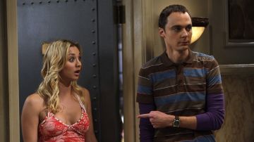 Penny y Sheldon Cooper en 'The Big Bang Theory'