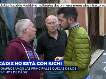 El gran descontento de los vecinos de Cádiz por la mala gestión de Kichi: "En las elecciones prometen el oro y el moro y luego no hacen nada"