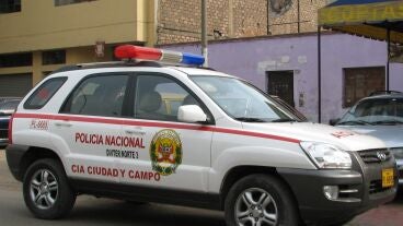 Coche de polic&iacute;a de Per&uacute;