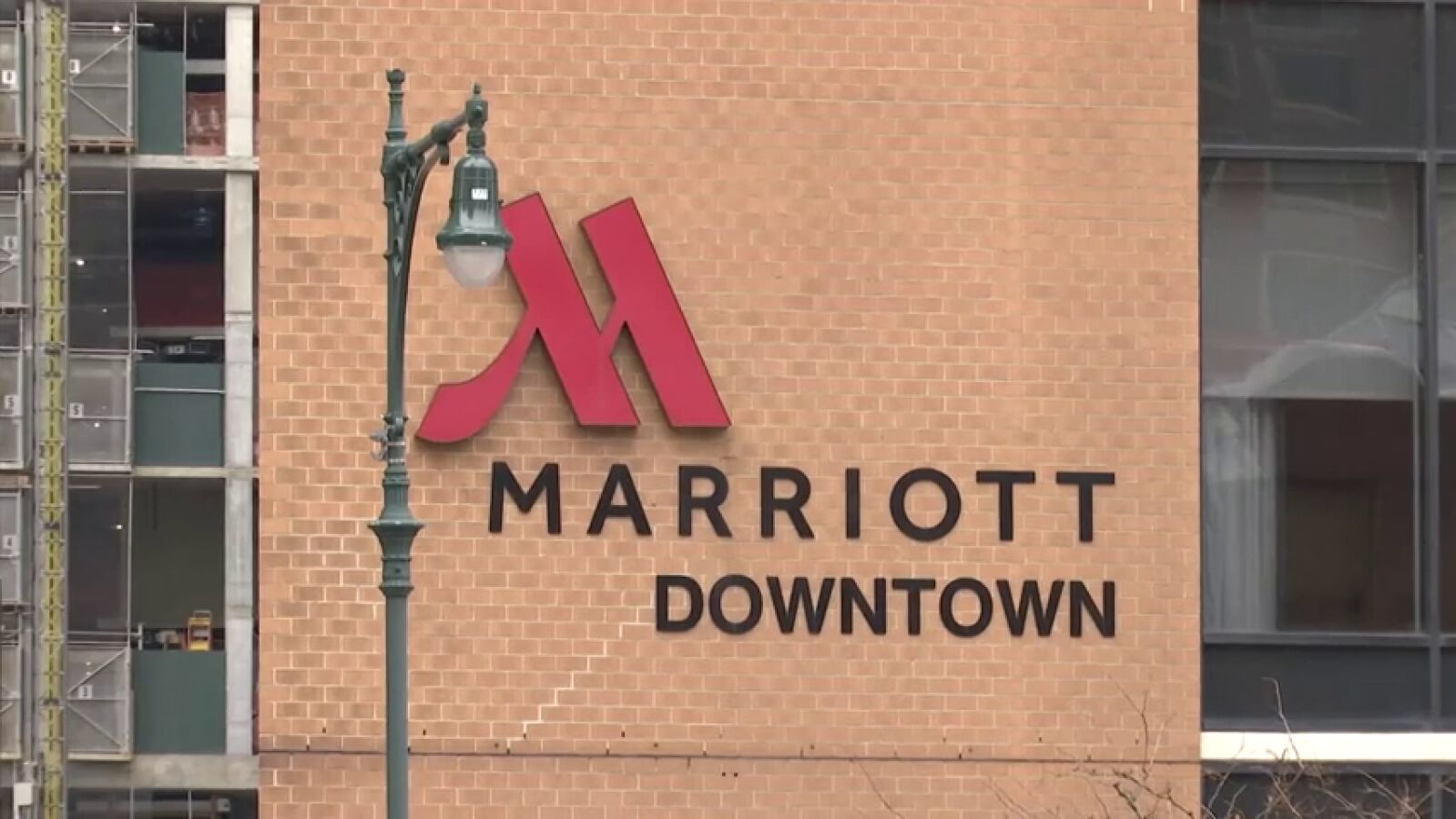 La cadena hotelera Marriott anuncia el robo de información a millones de clientes