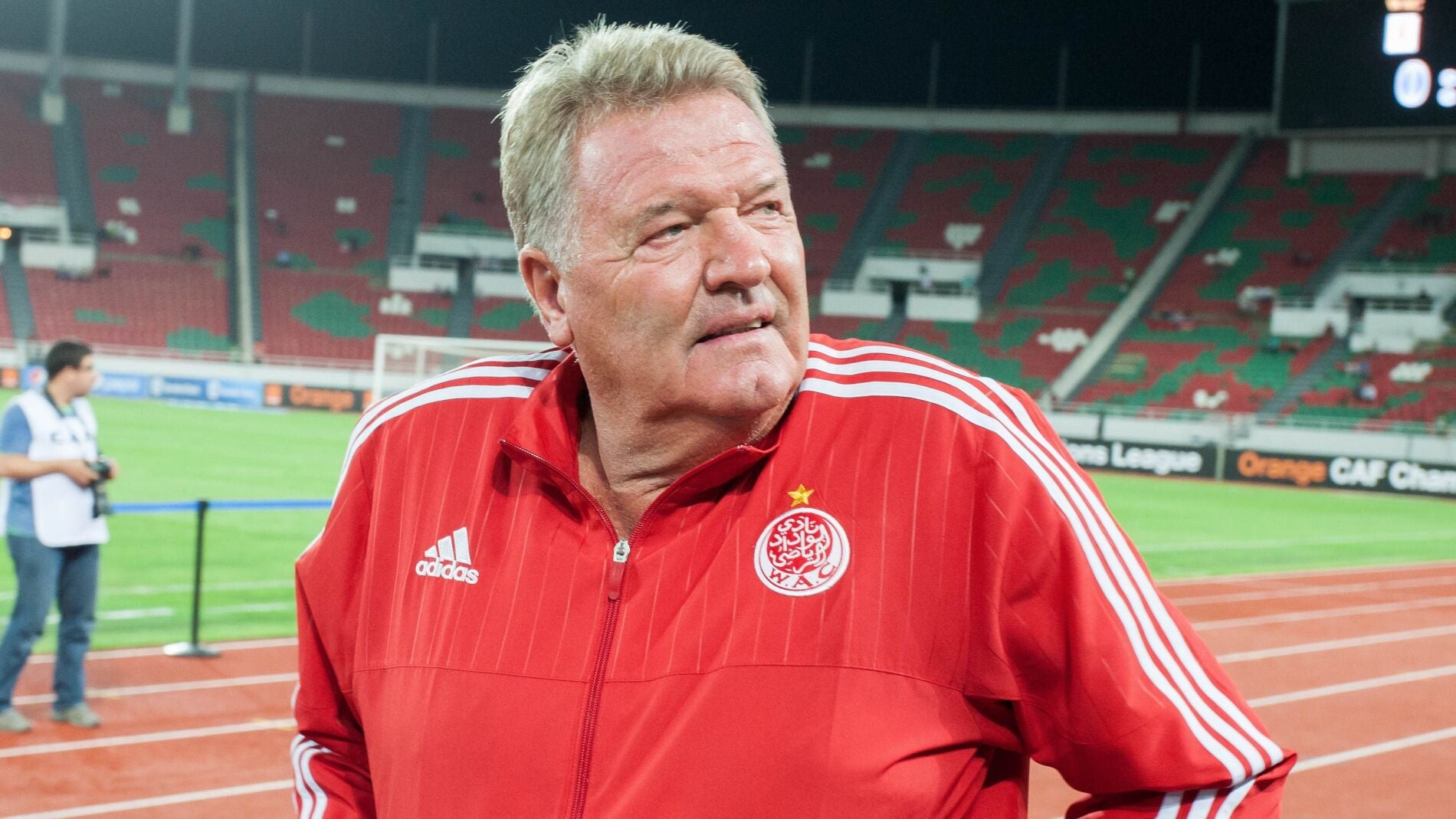Toshack en un partido de su equipo Wydad Casablanca