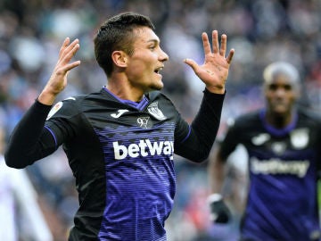 Carrillo celebra un gol con el Leganés