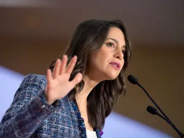 Inés Arrimadas ante los medios de comunicación Inés Arrimadas ante los medios de comunicación