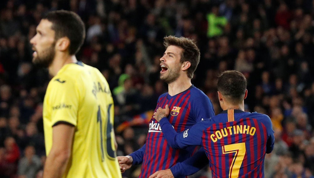 Gerard Piqué celebra el 1-0 ante el Villarreal