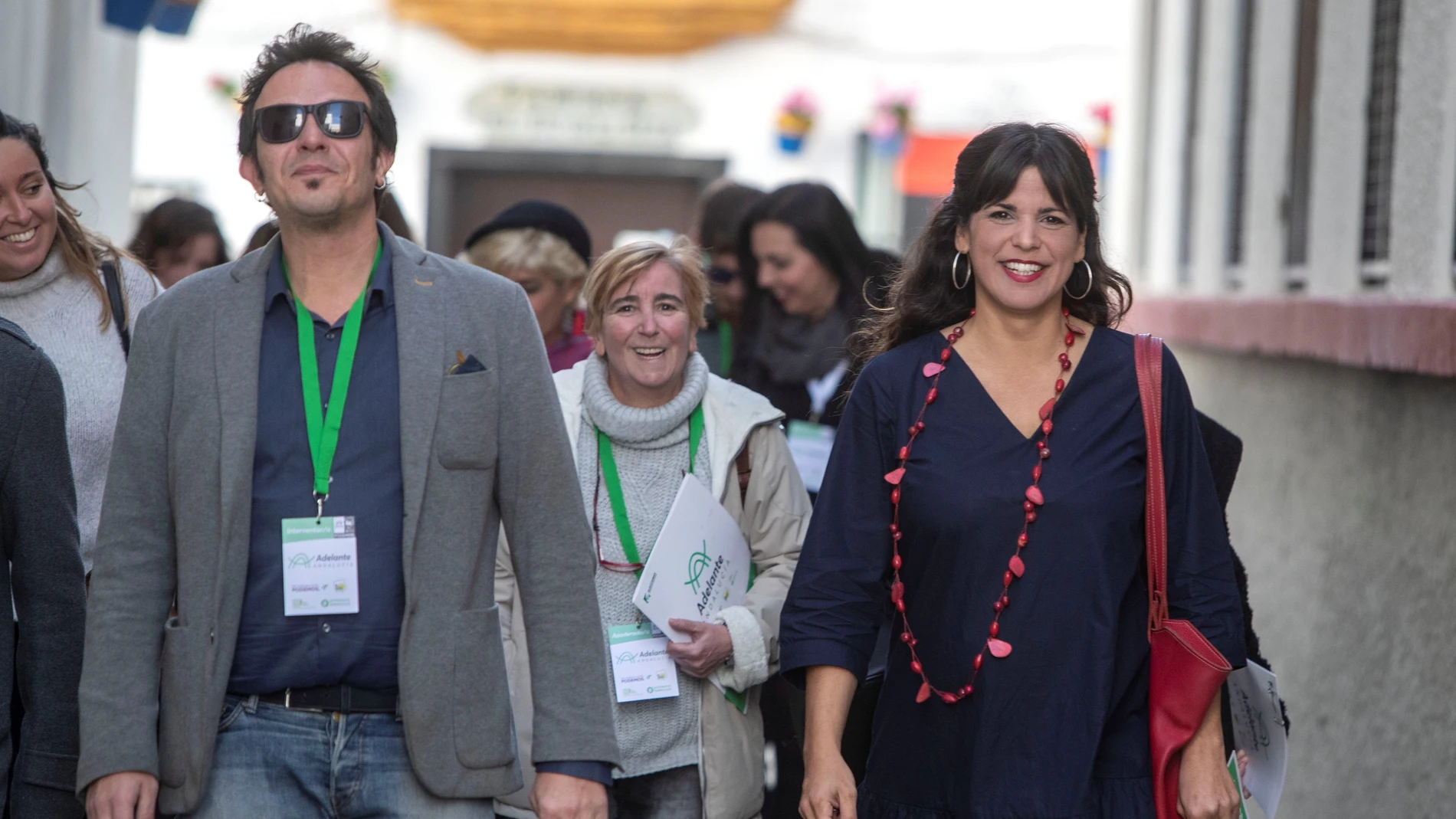 La candidata de Adelante Andalucía a la presidencia de la Junta de Andalucía, Teresa Rodríguez, junto a su pareja, el alcalde de Cádiz La candidata de Adelante Andalucía a la presidencia de la Junta de Andalucía, Teresa Rodríguez, junto a su pareja, el alcalde de Cádiz