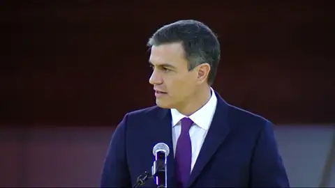 Pedro Sánchez apela al diálogo "sereno y sensato" para construir la cohesión de España dentro de la legalidad Pedro Sánchez apela al diálogo "sereno y sensato" para construir la cohesión de España dentro de la legalidad