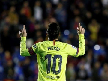 Messi celebra un gol con el Barcelona