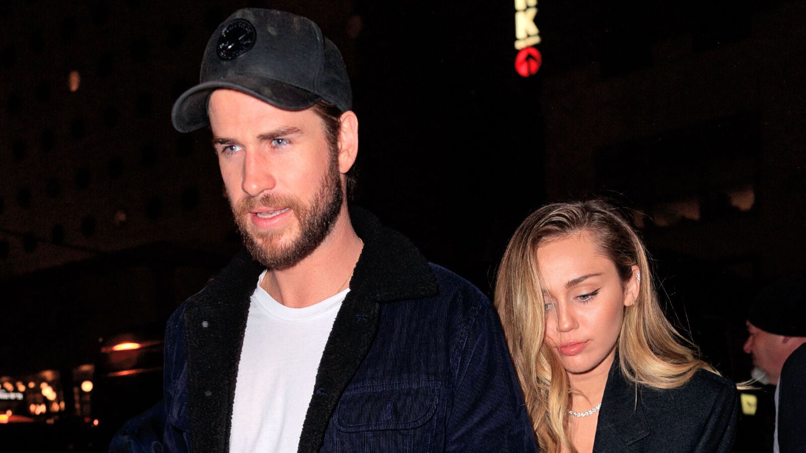 Miley Cyrus y Liam Hemsworth pasan su luna de miel con Elsa Pataky y Chris Hemsworth