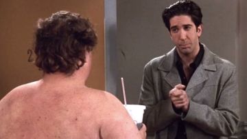 Ross y el "Tío Feo Desnudo" Ross y el "Tío Feo Desnudo"