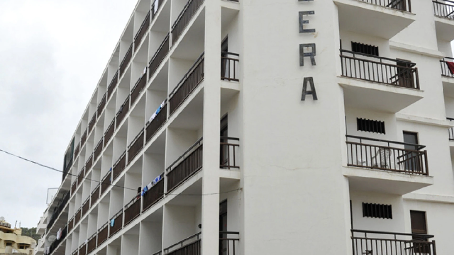 El hotel de Mallorca desde donde cayó la joven El hotel de Mallorca desde donde cayó la joven