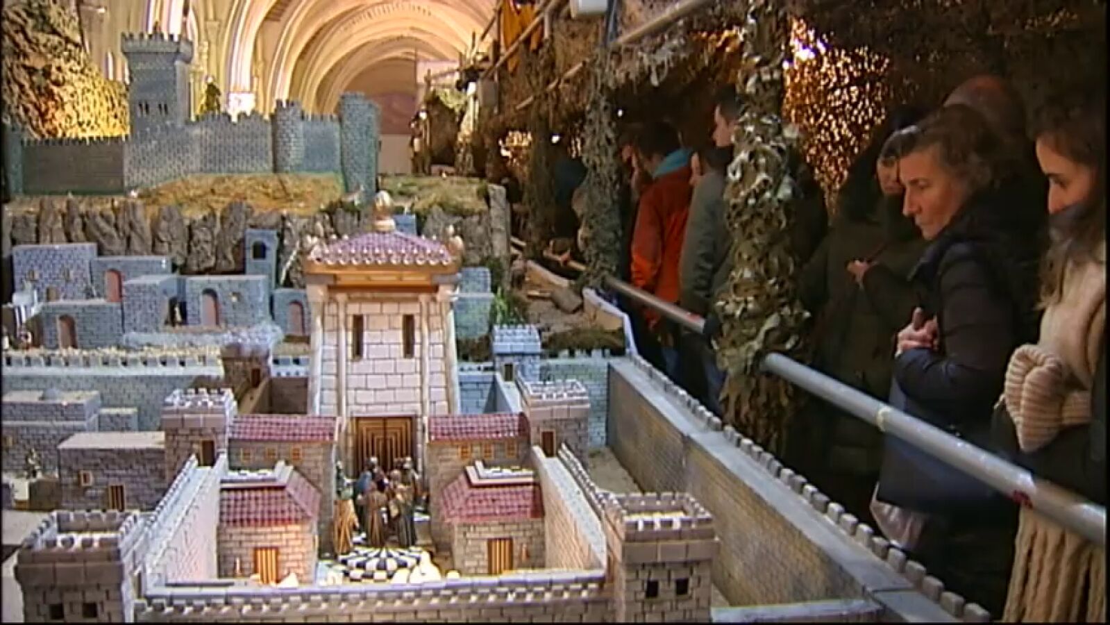 Así es el monumental Belén de la Catedral de Burgos