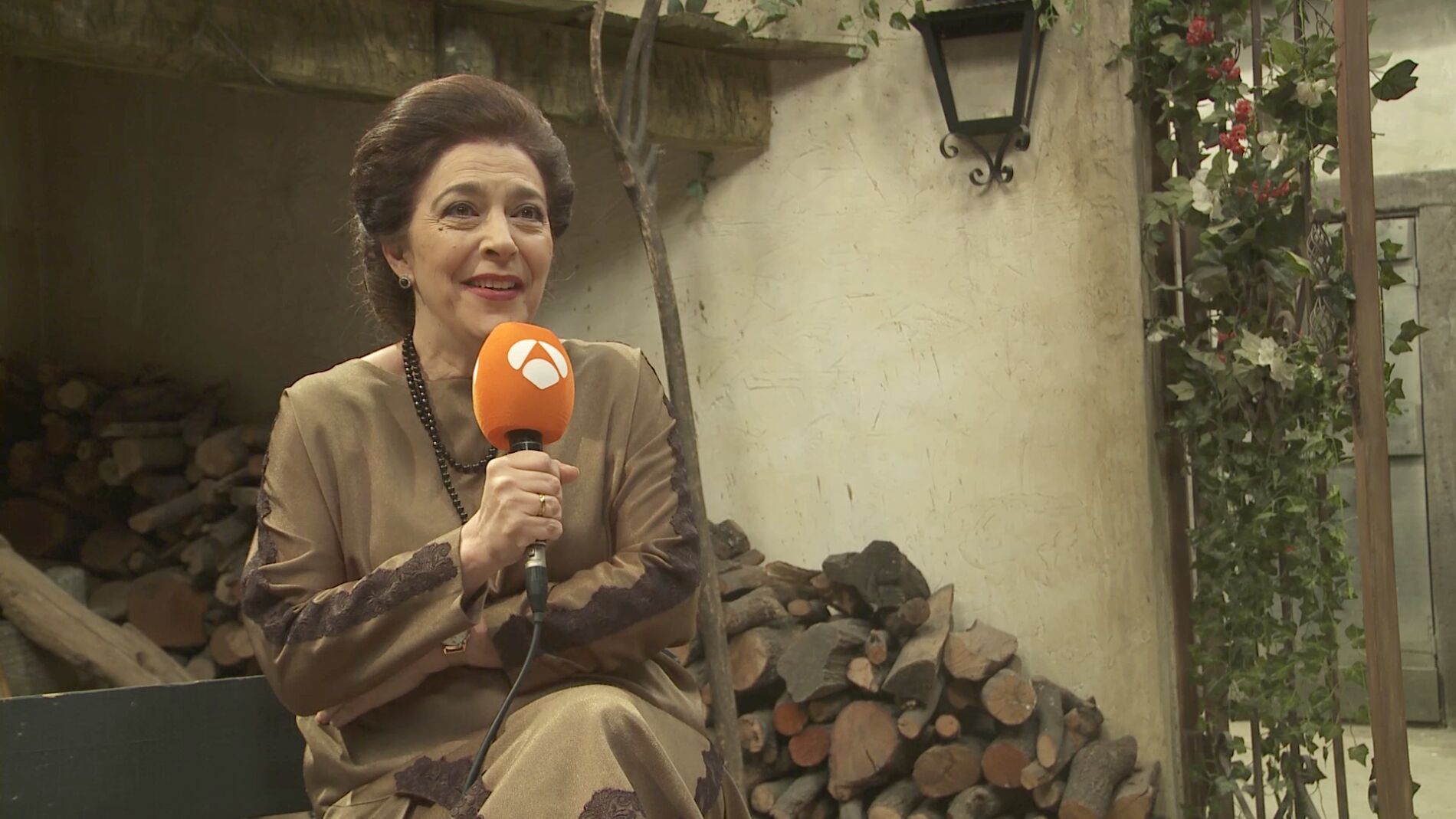 Mar&iacute;a Bouzas: "Francisca Montenegro volver&aacute; a tener todo el poder en La Casona" 