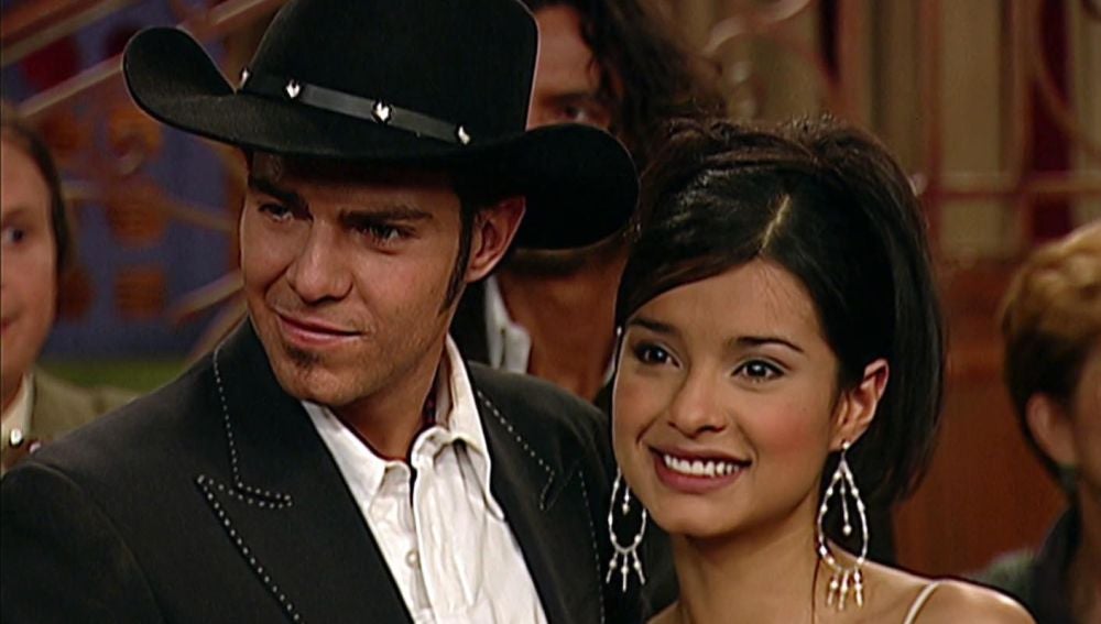 El Reencuentro De Oscar Y Jimena Paola Rey Y Juan Alfonso Baptista Siguen Tenido La Misma Quimica Que En Pasion De Gavilanes