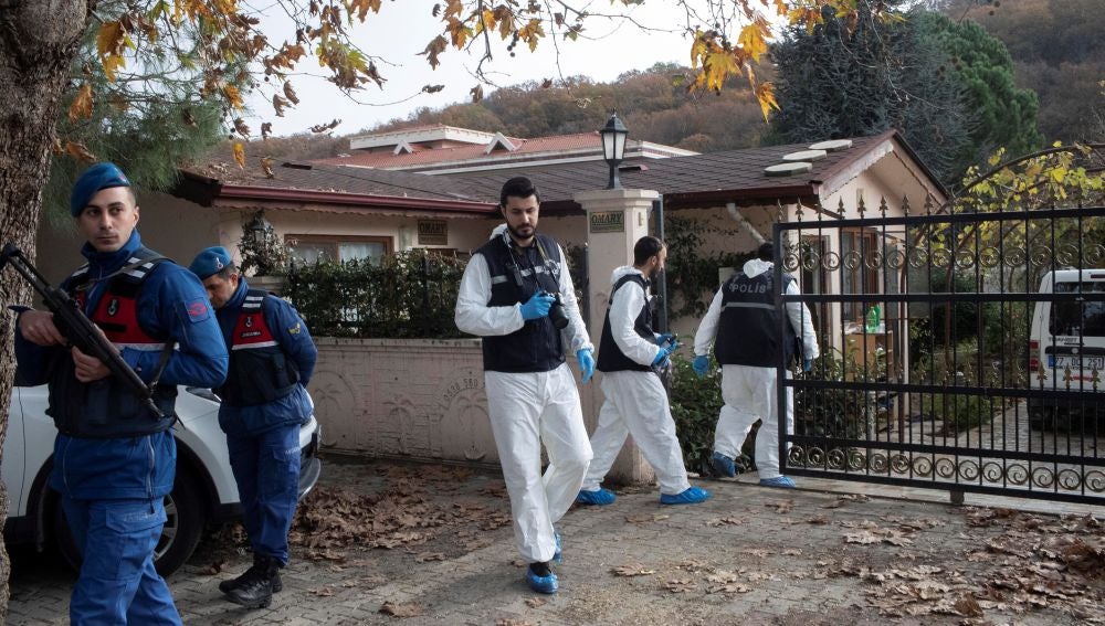 La policía turca registraba una finca en busca del cuerpo del periodista Jamal Khashoggi