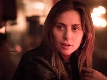 Bradley Cooper ofendió a Lady Gaga con esta frase improvisada en 'Ha nacido una estrella' Bradley Cooper ofendió a Lady Gaga con esta frase improvisada en 'Ha nacido una estrella'