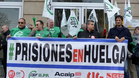 La plataforma sindical de trabajadores de Instituciones Penitenciarias La plataforma sindical de trabajadores de Instituciones Penitenciarias