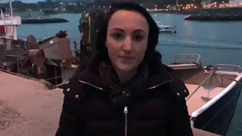 Tres marineros mueren en el naufragio de un pesquero en aguas cercanas al cabo de Finisterre Tres marineros mueren en el naufragio de un pesquero en aguas cercanas al cabo de Finisterre