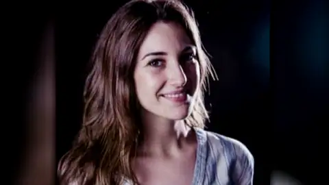 Imagen de archivo de Laura Luelmo Imagen de archivo de Laura Luelmo