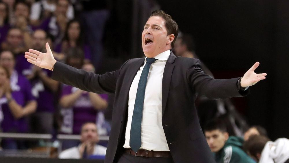 Xavi Pascual, durante el partido contra el Real Madrid de Euroliga