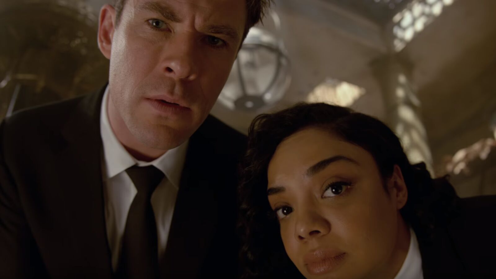 Primer tráiler de 'Men in Black: International', el reboot con Chris Hemsworth y Tessa Thompson