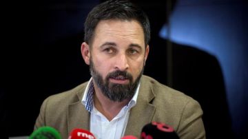 El líder de Vox, Santiago Abascal, en una rueda de prensa