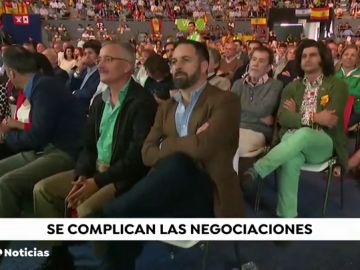 Vox avisa de que, si PP y C's le excluyen, "podrían abocar a Andalucía a nuevas elecciones" 