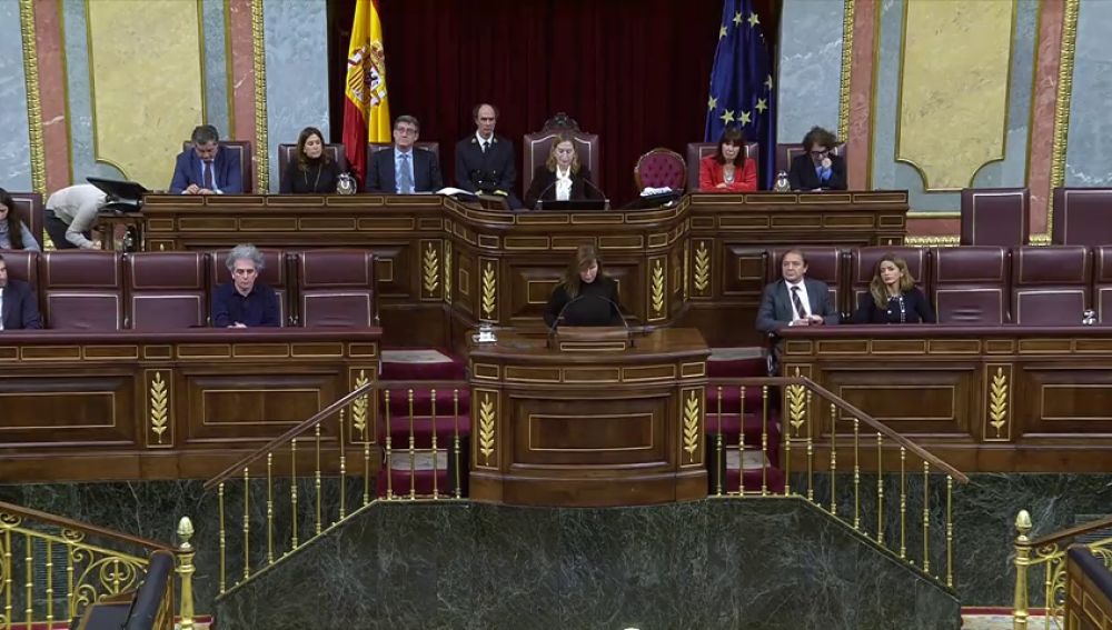 El Congreso recuerda a las víctimas de los naufragios ocurridos en Galicia
