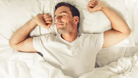 Hombre durmiendo Hombre durmiendo