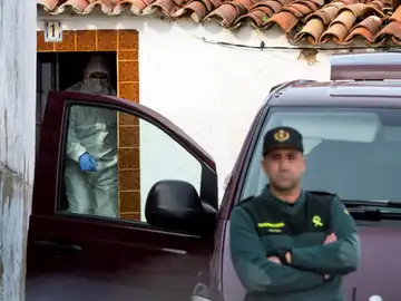 La Guardia Civil en la casa de Bernardo Montoya en El Campillo La Guardia Civil en la casa de Bernardo Montoya en El Campillo