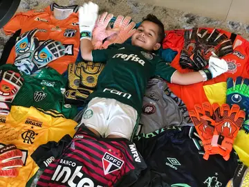 Lorenzo, el hijo de Danilo, una de las víctimas del accidente del Chapecoense Lorenzo, el hijo de Danilo, una de las víctimas del accidente del Chapecoense