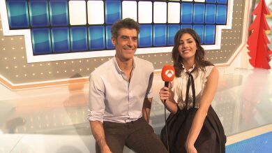 Laura Moure regala algo muy bonito a Jorge Fernández 