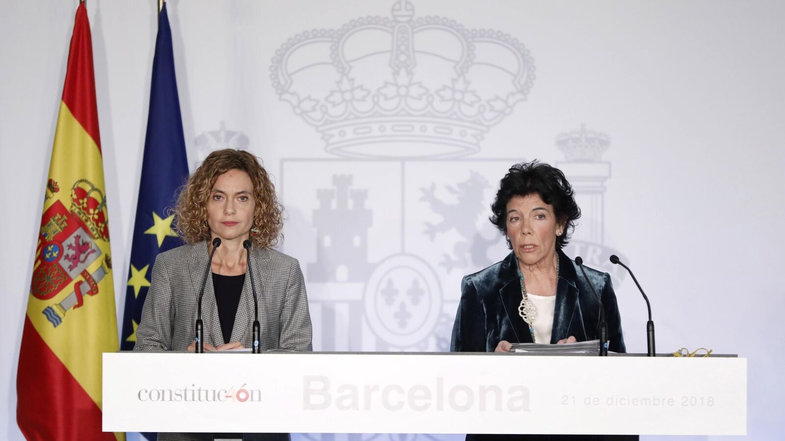 El Gobierno llama a los ciudadanos a manifestarse con normalidad y sin violencia y hace varios guiños a Torra con sus medidas