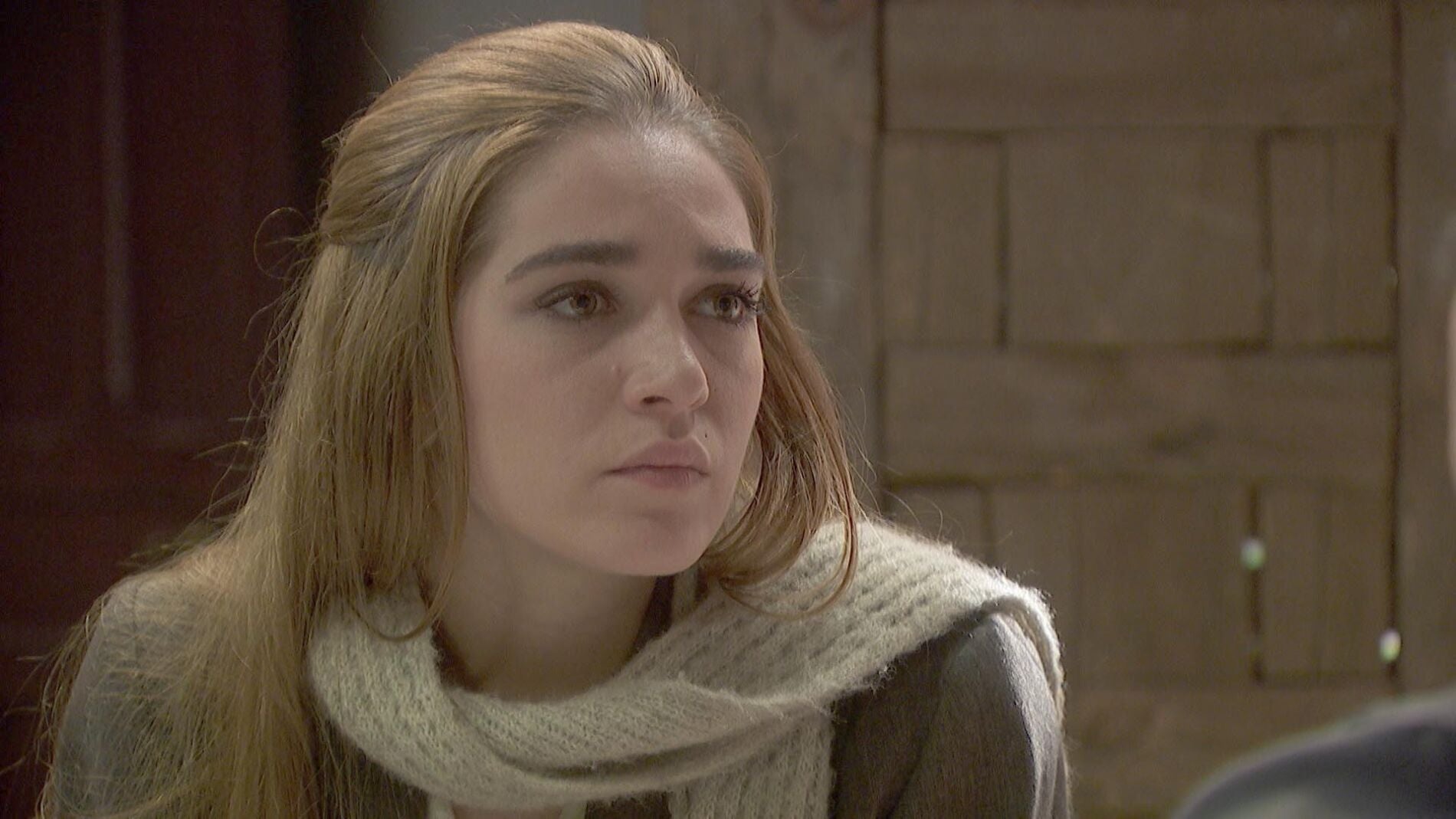 Julieta, a Consuelo: "Creo que me est&aacute;n observando"