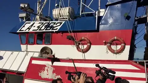 El pesquero Nuestra Madre Loreto de Santa Pola ya está en casa El pesquero Nuestra Madre Loreto de Santa Pola ya está en casa