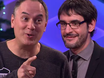 Erundino cuenta una historia a Juanra Bonet Erundino cuenta una historia a Juanra Bonet