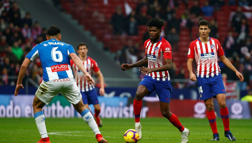 Momento del partido entre el Atlético de Madrid y el Espanyol