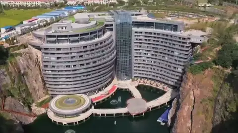 Primer hotel subterráneo del mundo construido en un pozo abandonado en Shanghai Primer hotel subterráneo del mundo construido en un pozo abandonado en Shanghai
