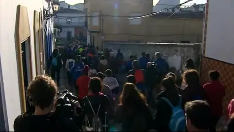 Una marcha marcha recorre el tramo de Nerva a El Campillo en honor a Laura Luelmo Una marcha marcha recorre el tramo de Nerva a El Campillo en honor a Laura Luelmo