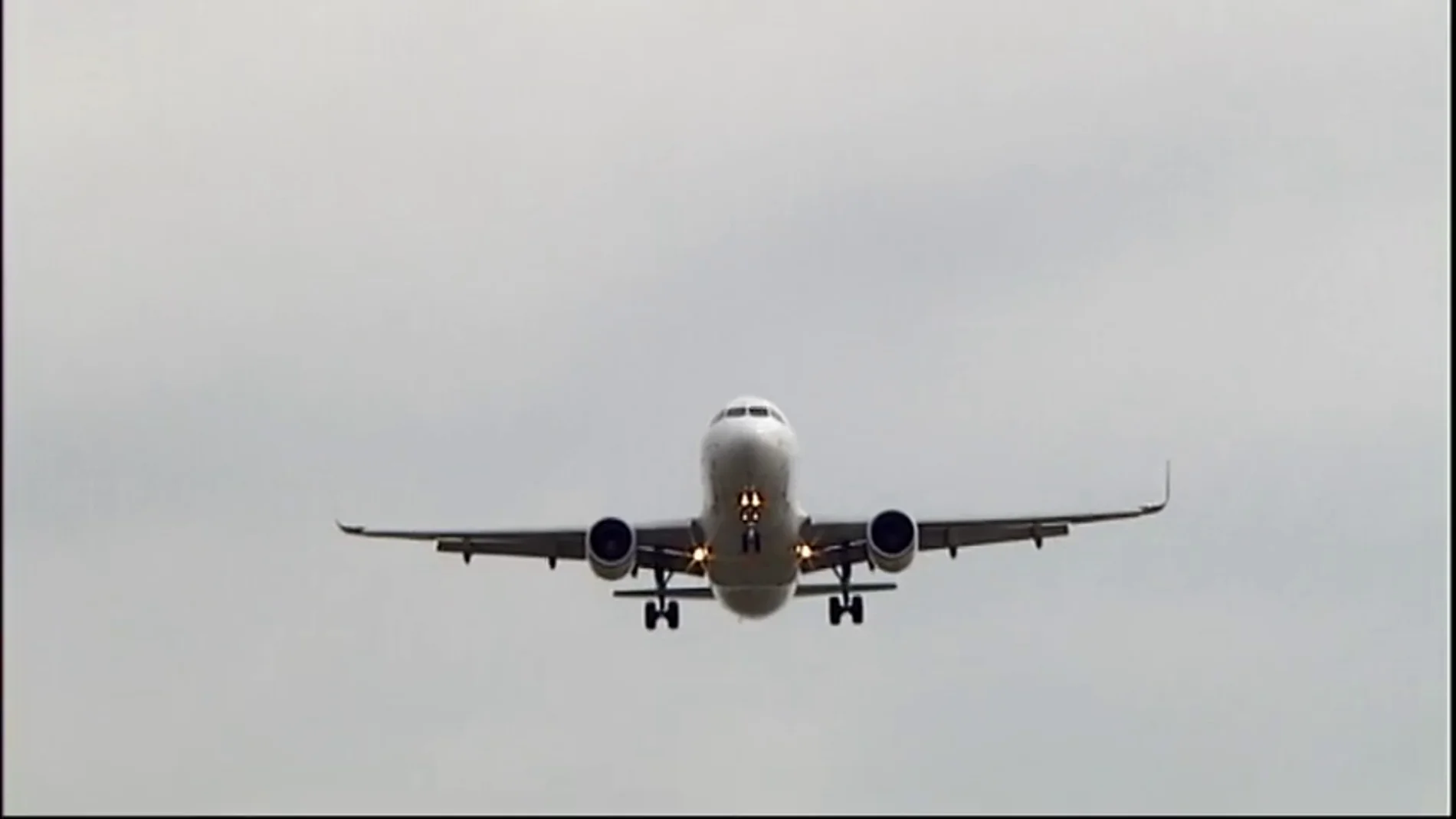 Un pasajero de vueling contagia de sarampión a cinco tripulantes Un pasajero de vueling contagia de sarampión a cinco tripulantes