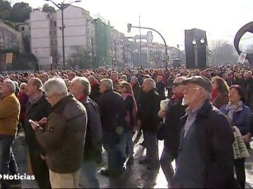 Jubilados piden 'carbón' para los que ponen trabas a las pensiones de 1.080 euros 